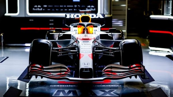 Red Bull Racing представила специальную ливрею на Гран При Турции